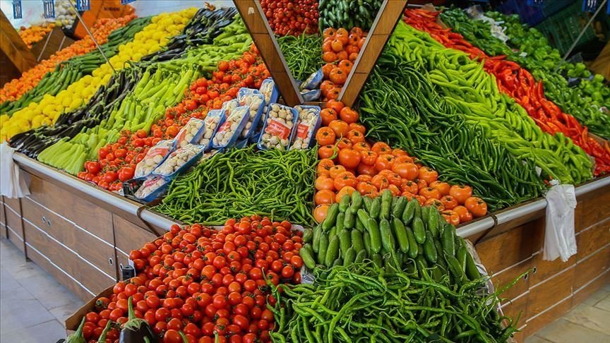 “كل وأنبسط” اسعار الخضروات والفاكهة اليوم الثلاثاء 21 مايو 2024 داخل سوق العبور بالجملة في القاهرة