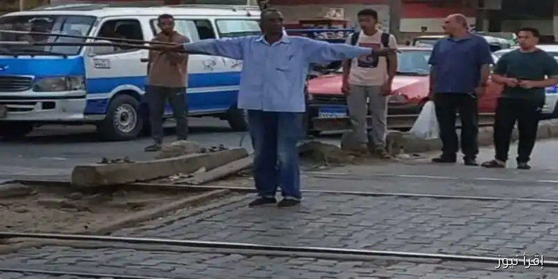 بشجاعة استثنائية: عامل مزلقان بني سويف ينقذ حياة شاب ويستحق التكريم من وزارة النقل