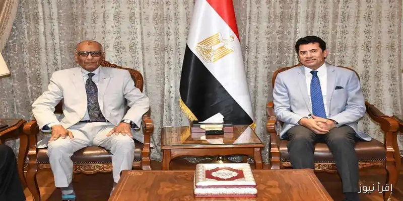 وزير الرياضة يناقش مع اتحاد الهوكي استعدادات مصر لاستضافة البطولة الأفريقية